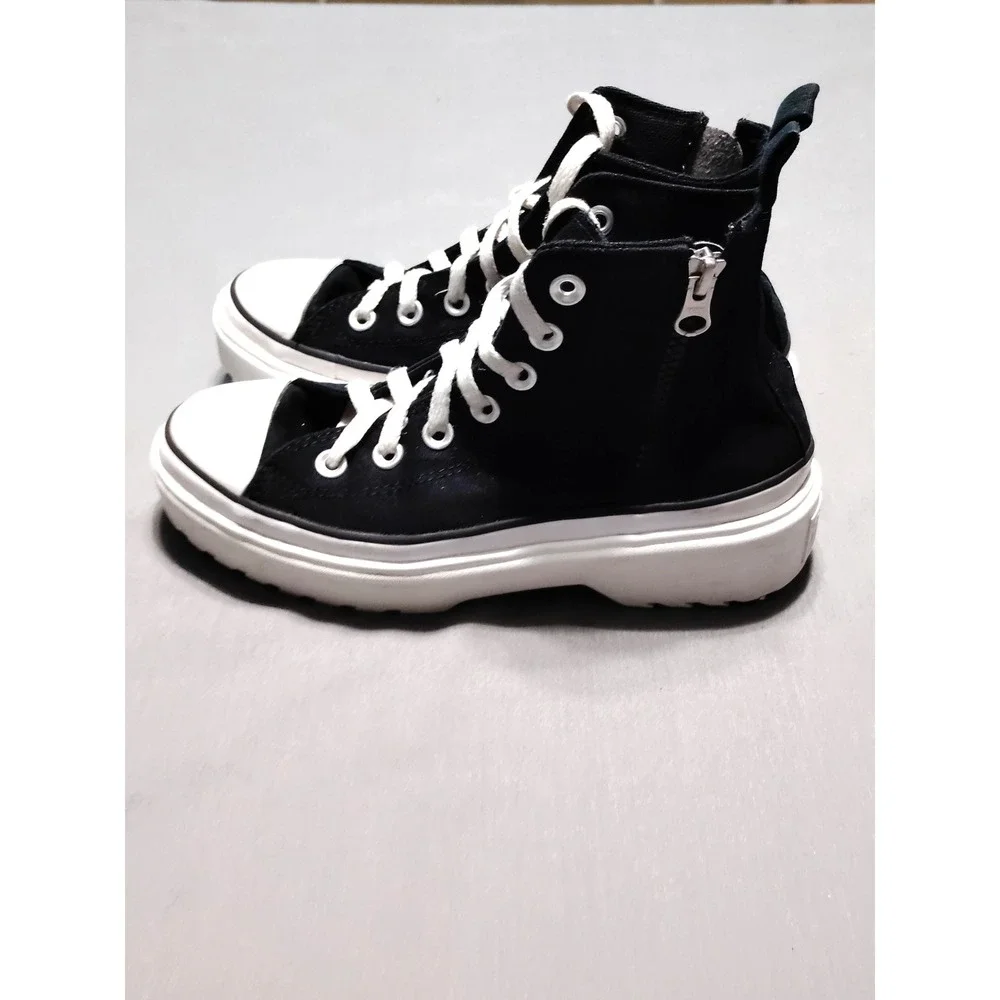 CONVERSE Chuck Taylor Kids 3.5 Hi Lugged Canvas All Star High Top Sneakers Skate